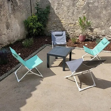 Maison Elegante Entre Re Et Marais Маран